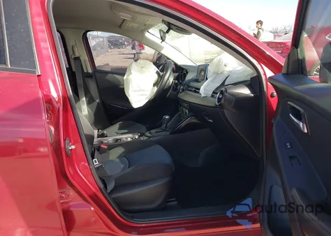 2018 Toyota Yaris Ia z USA, uszkodzony, nr VIN 3MYDLBYVXJY302425